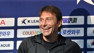 كونتي: لم لا يحقق توتنهام الدوري الإنجليزي ودوري الأبطال معًا؟