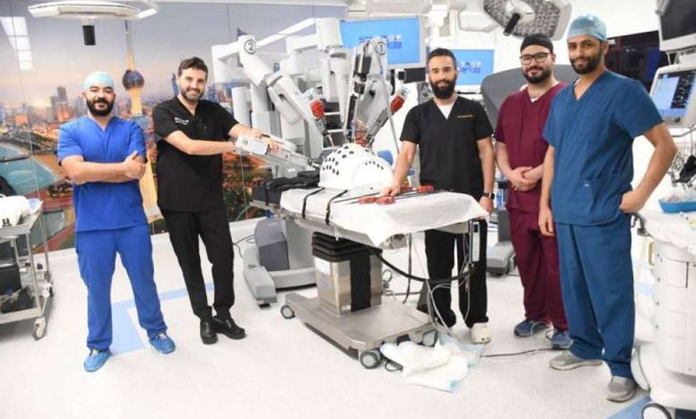 الصحة: أجرينا أكثر من 100 عملية جراحية باستخدام “الروبوت” في مستشفى جابر
