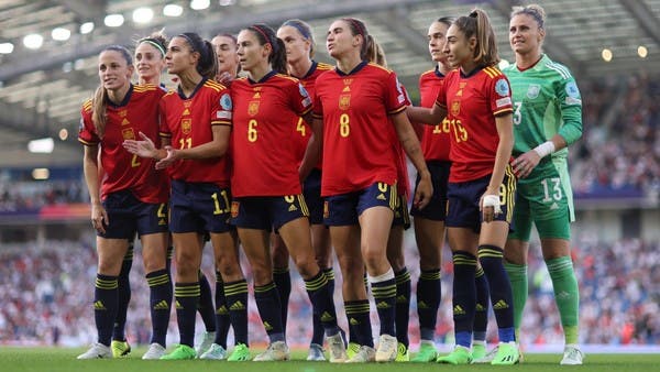 لاعبات إسبانيا تطالبن برحيل المدرب: يؤثر على حالتنا العاطفية