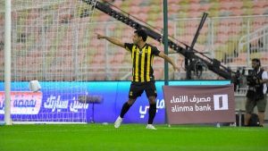 رومارينيو.. هداف الاتحاد التاريخي في "المحترفين"
                        
                            انفرد البرازيلي رومارينيو بلقب الهداف التاريخي لاتحاد جدة في تاريخ دوري المحترفين بعد وصوله للهدف رقم 59 بالمسابقة. وتقدم المهاجم للفريق الغربي بعدما …