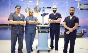 مستشفى جابر يعلن إجراء 3 عمليات تجميل بعملية واحدة تعد الأولى في الكويت والشرق الأوسط