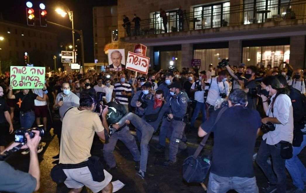 محاكمة نتنياهو لـ التحريض على العنف ضد المتظاهرين