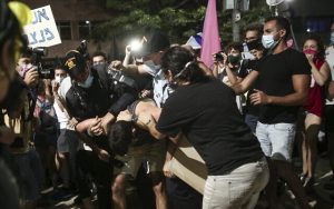 قمع المتظاهرين الإسرائيليين من قبل الشرطة + فيديو