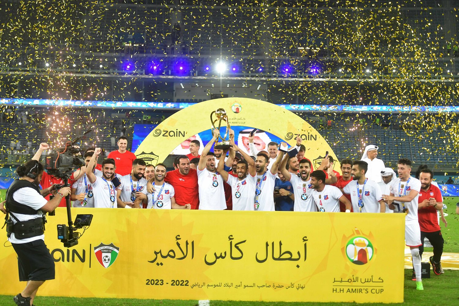 «الكويت زعيم الكرة الكويتية».. مع الإعلامي المتميز خالد صالح حبيب على كلوب هاوس