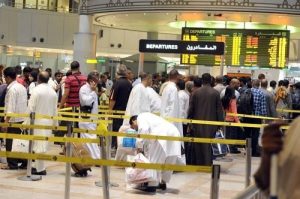 المسافرين في مطار الكويت
