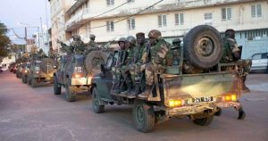 الجيش في الشوارع النجيري