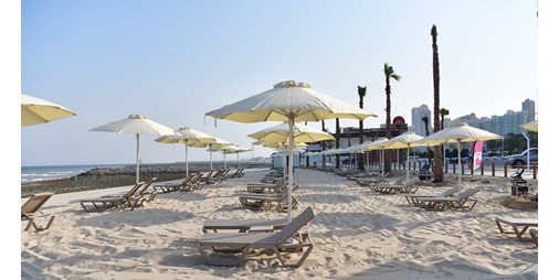 شاطئ البلاجات.. خدمات ترفيهية متكاملة بطاقة استيعابية 3 آلاف زائر يومياً