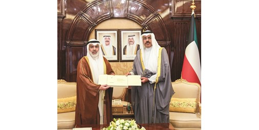 رئيس الوزراء استقبل رئيس المجلس الأعلى للقضاء ووفداً قضائياً قطرياً