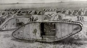 تم تطوير الدبابات للمساعدة في تجاوز العقبات ونقل الإمدادات وكسر خطوط العدو