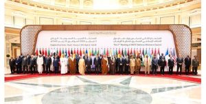 وزير الدفاع: نقدّر جهود السعودية لحفظ الأمن والسلم الدوليين ومناصرة الحق العادل لمختلف قضايا الأمتين العربية والإسلامية