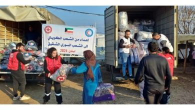 «الهلال الأحمر» توزع مساعدات على المتضررين من فيضان «النهر الكبير» في لبنان