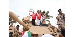 بالفيديو.. كرنفال الفرح بشارع الخليج.. «عز وفخر» والتزام