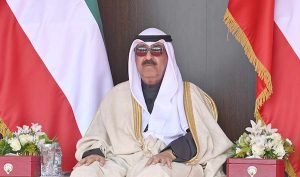 حضور سمو أمير البلاد ورعايته لحفل تخريج دفعة الطلبة الضباط الجامعيين