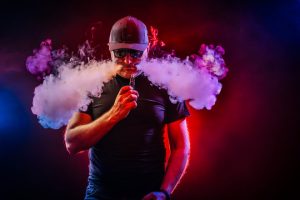 هل التدخين الإلكتروني آمن؟/ معلومات حول الفيب يجب أن تعرفها قبل البدء بالتدخين!
