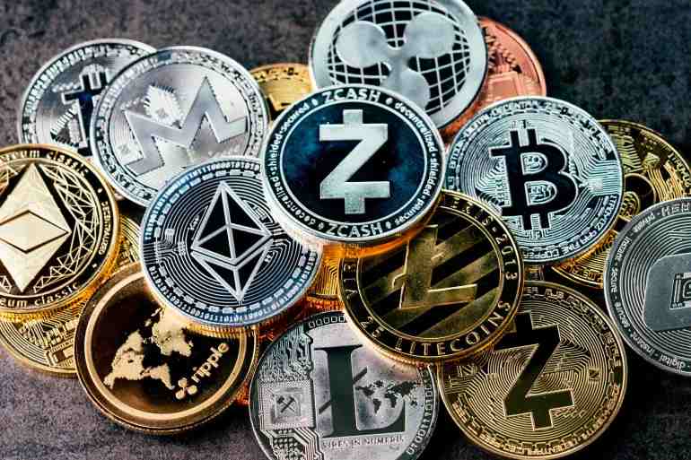 ارتفاع غير مسبوق في سعر البيتكوين + سعر أفضل 10 عملات مشفرة