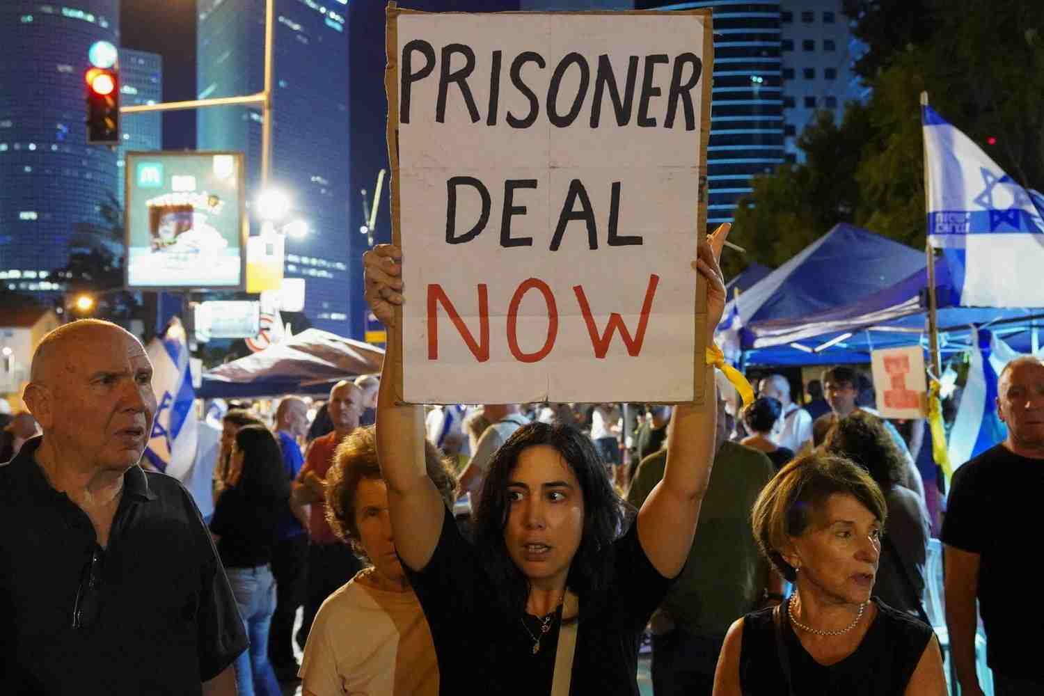 هروب زوجة نتنياهو تشعل نار الغضب في اسرائيل + التفاصيل