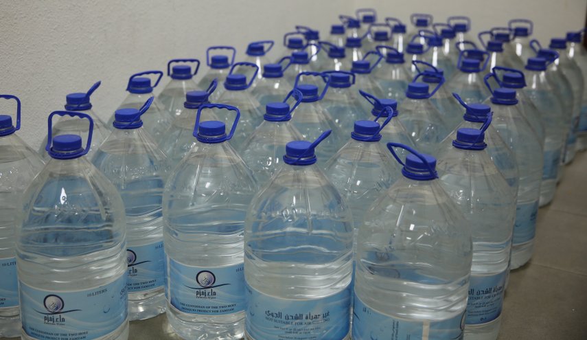 ضبط كمية هائلة من ماء زمزم المغشوش في حولي!