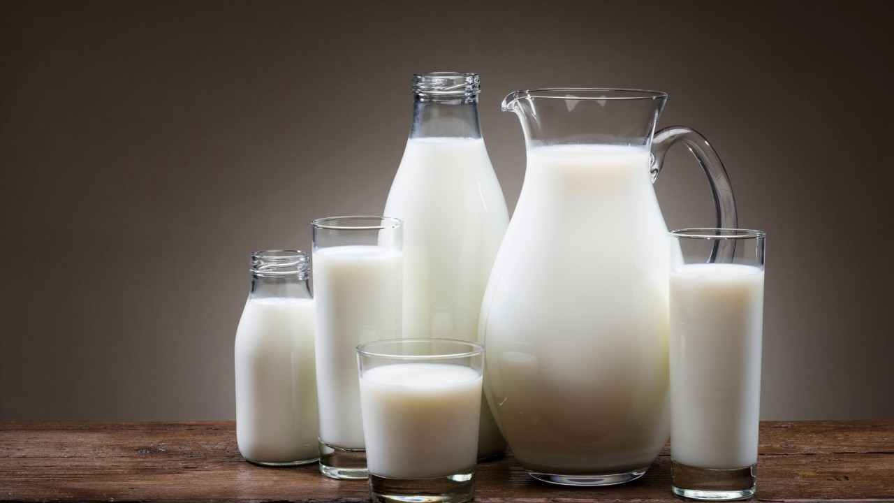 37 حقيقة حول الحليب يجب أن لاتفوتك!+ صور خلفية عن الحليب