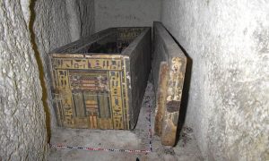 مصر: اكتشاف حجرة دفن ابنة حاكم إقليم أسيوط في مقبرته بالجبل الغربي