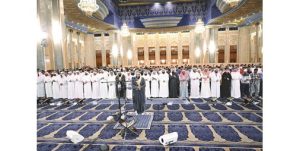 ليلة 23 رمضان..مساجد الكويت فاضت بالمتهجدين